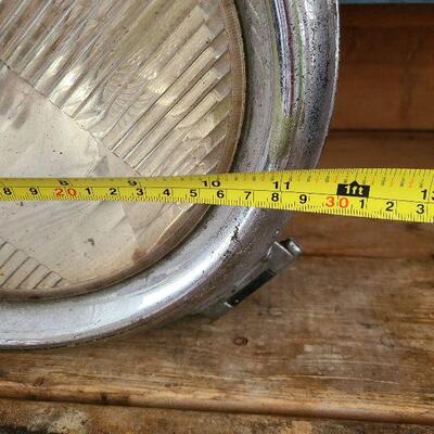 G77:  Antique Large Ray Headlamp