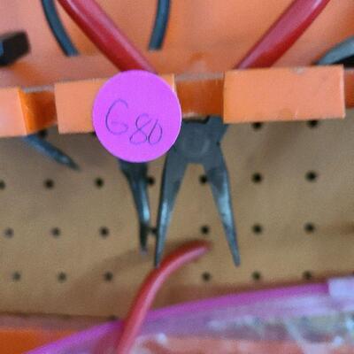 G80:  Lot of Hanging Tools