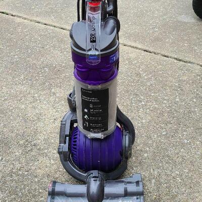 G82: Dyson DC24 Ball Vaccum