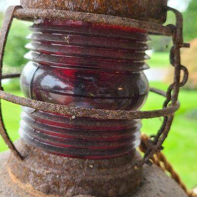 G84:  Warsaw NJ Traffic #40 Lantern Red Globe