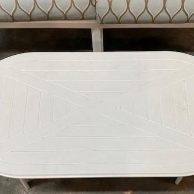 LOT#R2: Windward Outdoor Loveseat & Table (Purchased from Leaders)