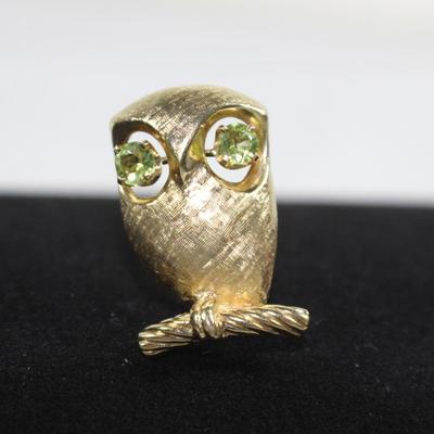 LOT#A7: Stamped 14K Gold Owl Pin