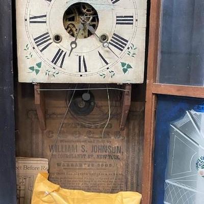 LOT#V19: William S Johnson Ogee Clock