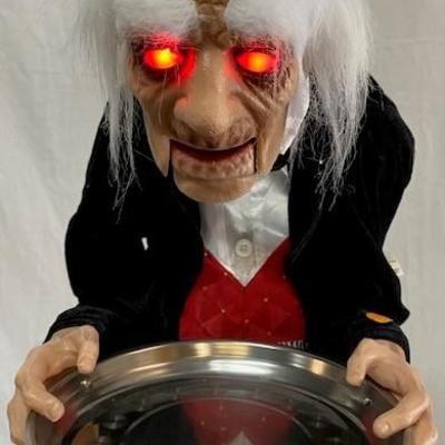 LOT#R60: Butler Animatronic Halloween DÃ©cor