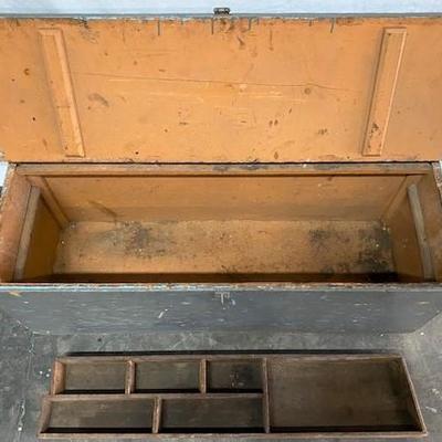 LOT#G71: Vintage Wooden Tool Box