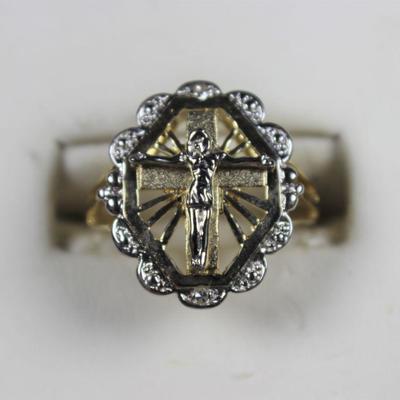 LOT#A89: Marked 10K Gold Crucifix Ladies Ring 
