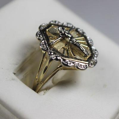 LOT#A89: Marked 10K Gold Crucifix Ladies Ring 