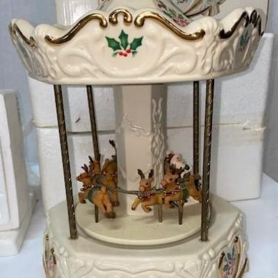 LOT#A98: Assorted Christmas Lot