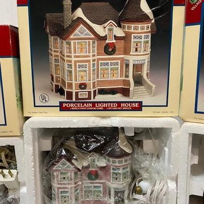 LOT#A102: Lemax Christmas Lot