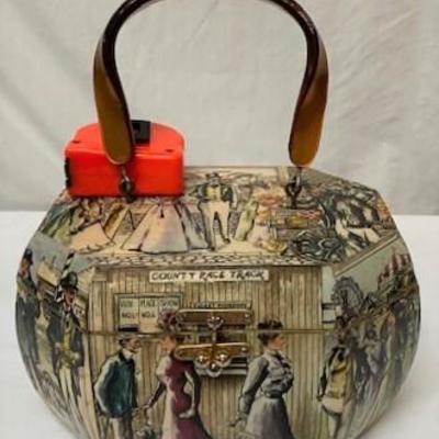 LOT#G113: Vintage Octagonal Purse