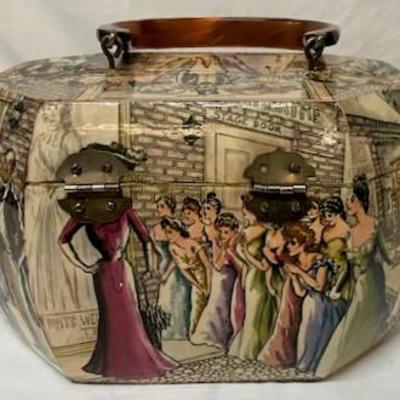 LOT#G113: Vintage Octagonal Purse