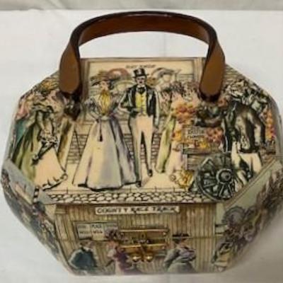 LOT#G113: Vintage Octagonal Purse