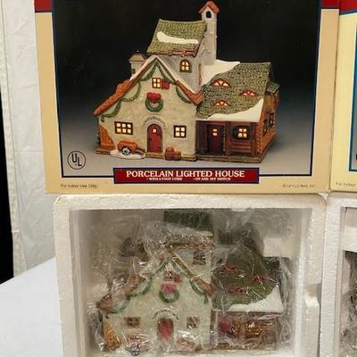 LOT#A118: Lemax Christmas Lot