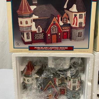 LOT#A119: Lemax Christmas Lot