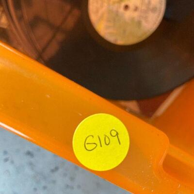 G109: Lot of Records, DVDs, and CDS