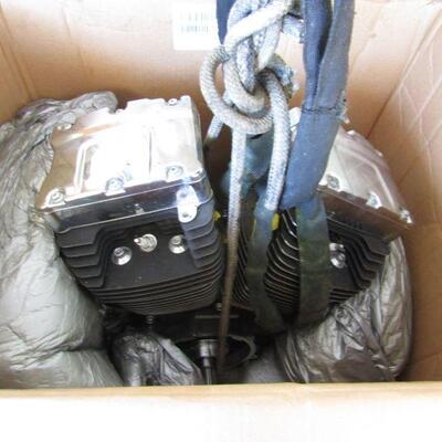 LOT 4  HARLEY DAVIDSON ENGINE