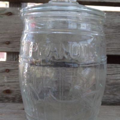 LOT 231  PLANTER'S PEANUTS GLASS CANISTER