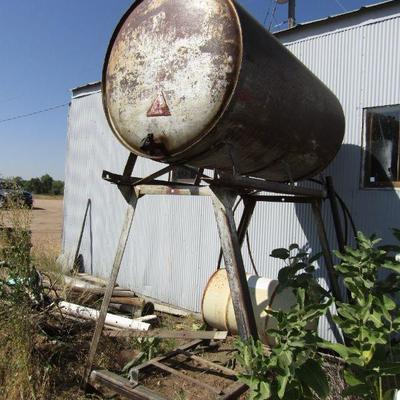 F-1   GAS FILLING STATION