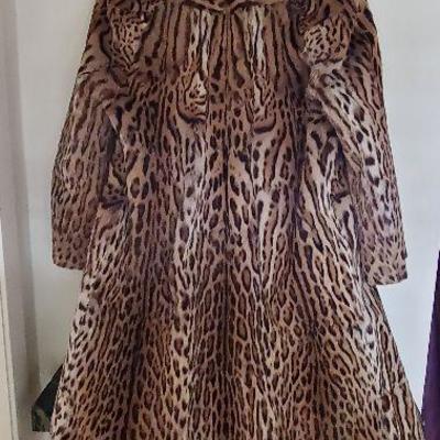GORGEOUS Antique Authentic Full length cat Leopard Ocelot Fur coat - not dyed - Excellent condition