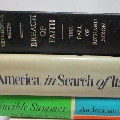 Lot 221 - History Books - Presidents - Candidates - Nixon - Roosevelts