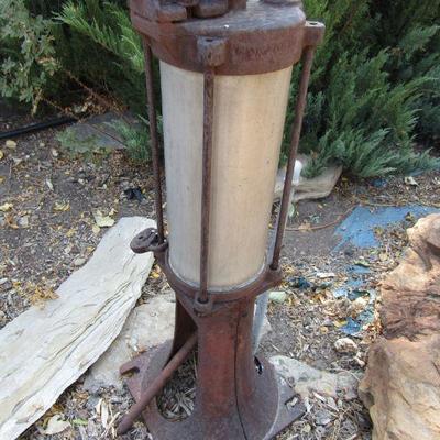 Y-6  ANTIQUE WATER PUMP