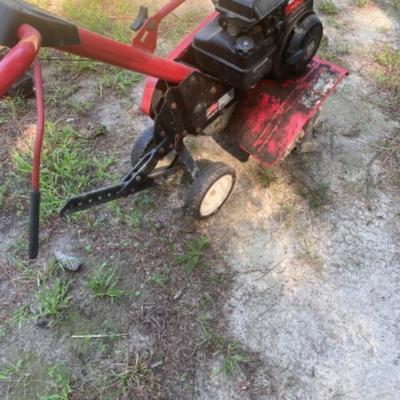 253: Yard Machine 5HP Chain Drive Tiller 