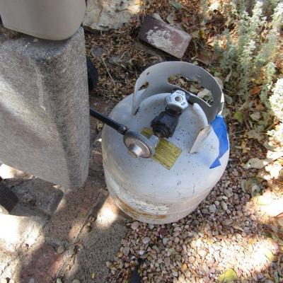 Y-15  PROPANE BBQ GRILL