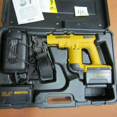 LOT 45  BOSTITCH CORDLESS ROOFING NAILER
