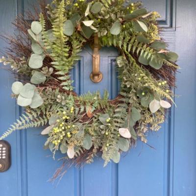 242: Decorative Wreath 