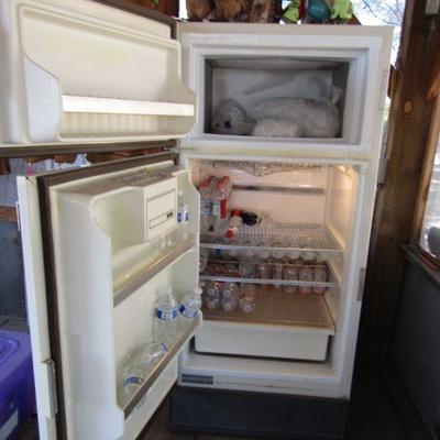 SR-1  GE GARAGE REFRIGERATOR
