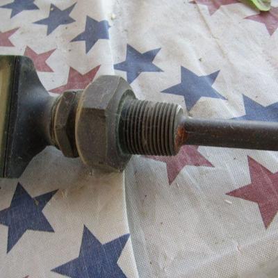 SR-9  BIRDHOUSE & VINTAGE THERMOMETER