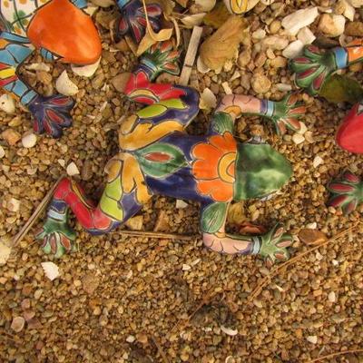 Y-42  COLORFUL TERRACOTTA SUN AND FROGS