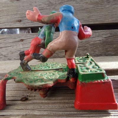 LOT 302  CAST IRON COIN BANK & TRUCK