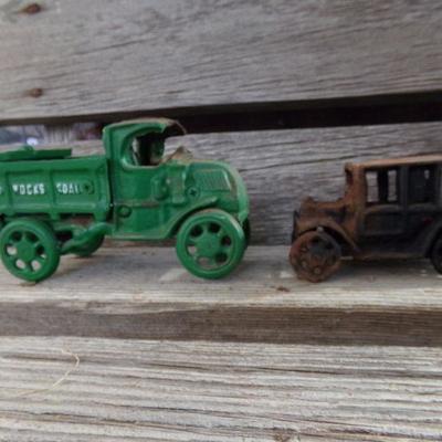 LOT 303  CAST DUMP TRUCK & CAR