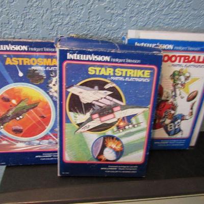 LOT 165  INTELLIVISION GAME CONSOLE & GAMES