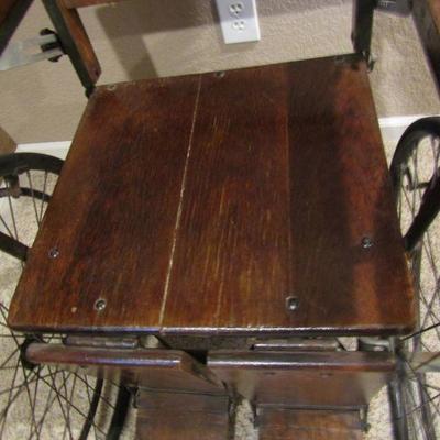 LOT 136  VINTAGE  WHEEL CHAIR