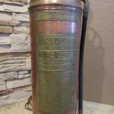 LOT 85  FIRE EXTINGUISHER  LAMP