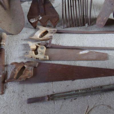 BB-42  SHOVELS, PITCH FORK AND HAND SAWS