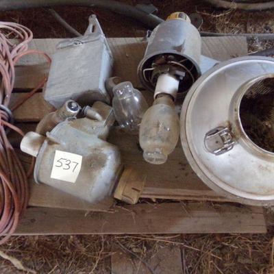 BB-45  LIGHT POLE FIXTURES AND EXTENSION CORD