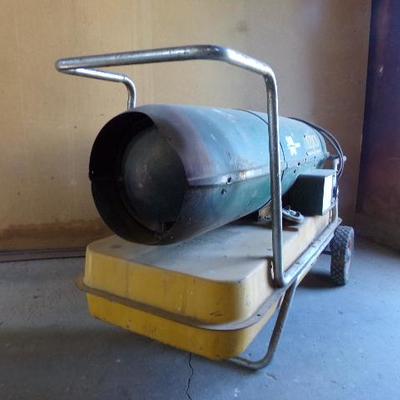 WS-2  KNIPCO KEROSENE SPACE HEATER