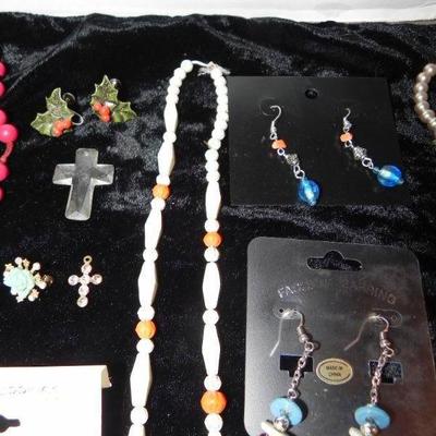 H-83   COSTUME JEWELRY