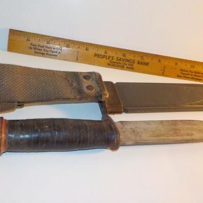 " USN pilot WW2 M2 fighting Bowie Knife". "The Famous Cattaraugus Fighting Knife".