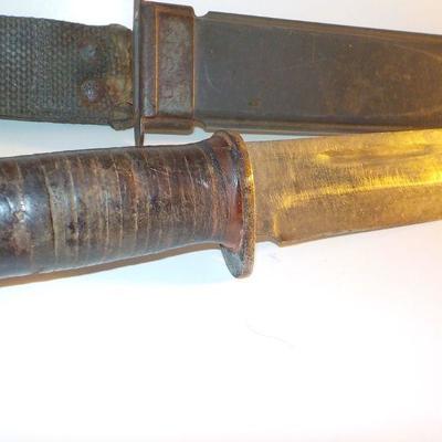 " USN pilot WW2 M2 fighting Bowie Knife". "The Famous Cattaraugus Fighting Knife".