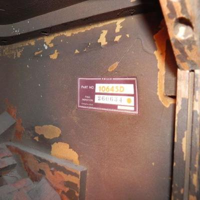 S2-3  PHILCO TUBE FLOOR RADIO