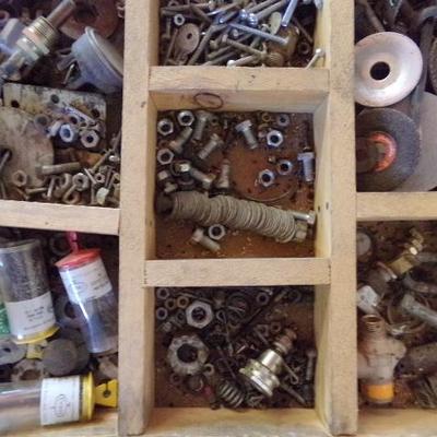 WS-7  DRAWER 1 OF HARDWARE