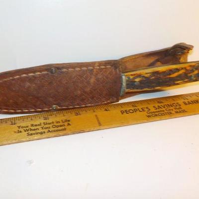 " Case 8 inch Bowie Hunting knife with sheath".
