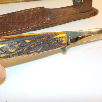 " Case 8 inch Bowie Hunting knife with sheath".