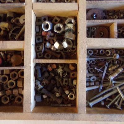 WS-9  DRAWER 3 OF HARDWARE