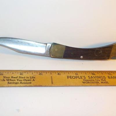 " Vintage  Buck folding knife with a buck leather belt carry case".