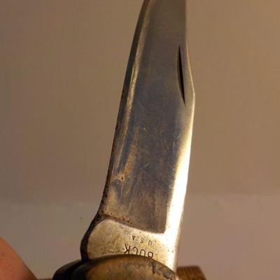 " Vintage  Buck folding knife with a buck leather belt carry case".